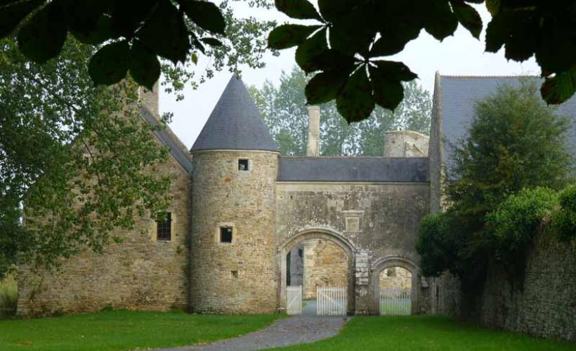 Rémilly sur Lozon_Château de Montfort_2©O.Lehodey